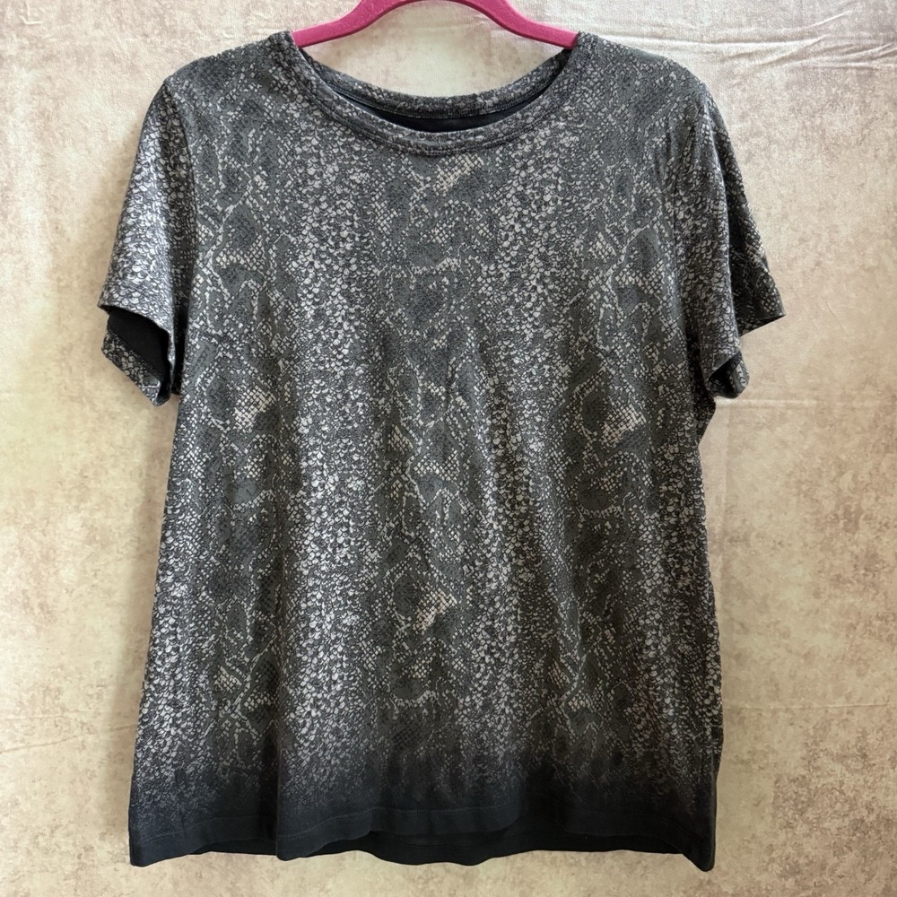 AllSaints Women's Short Sleeve Tshirt Fadeout Black‎ Python Print Size L